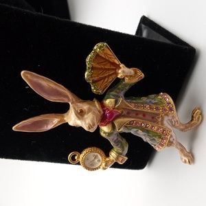 Collectable Kirks Folly Alice in Wonderland white rabbit brooch